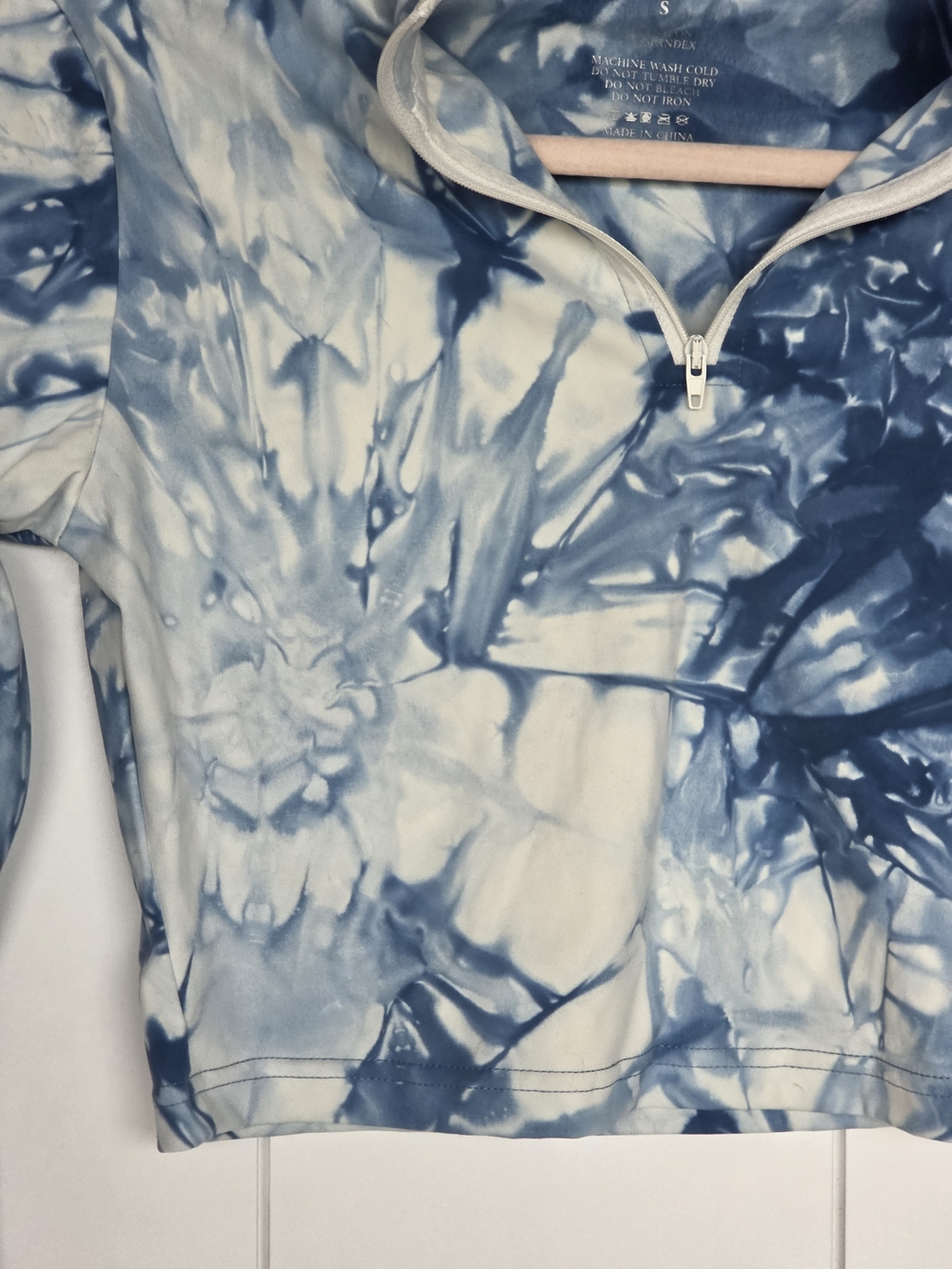 Tie-Dye Quarter-Zip Cropped Long Sleeve Top — Blue - Picture 2 of 8